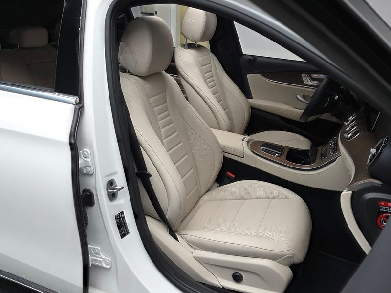 2022 Mercedes-Benz E-Class E250 Exclusive photo 12