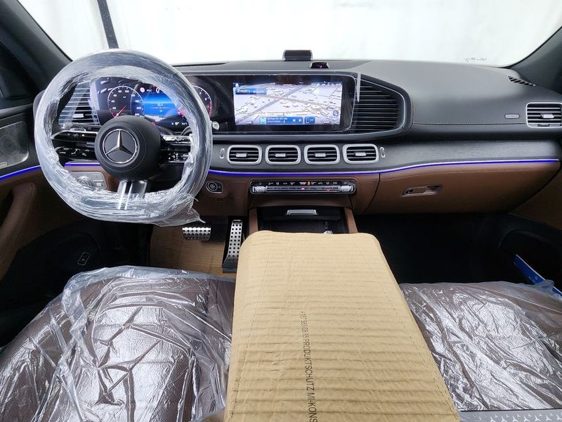 2026 Mercedes-Benz S-Class GLS450 4MATIC photo 7