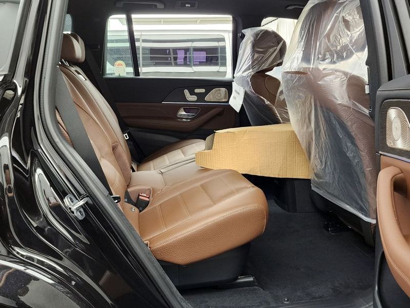 2026 Mercedes-Benz S-Class GLS450 4MATIC photo 12