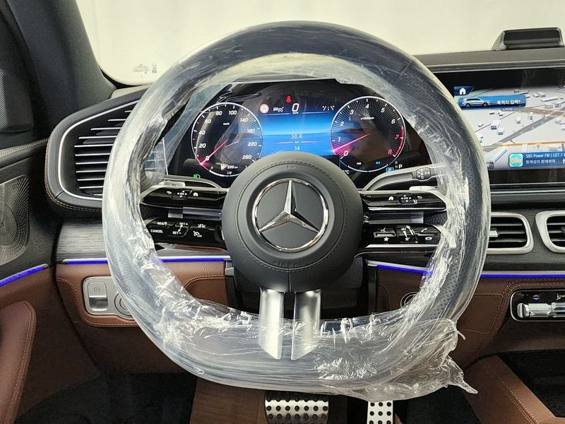 2026 Mercedes-Benz S-Class GLS450 4MATIC photo 13