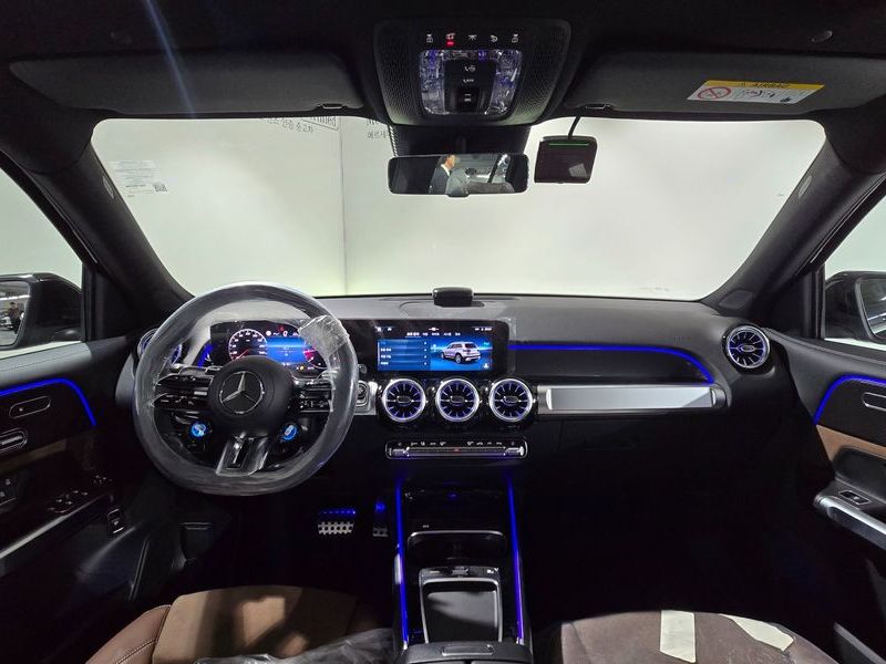 2025 Mercedes-Benz B-Class AMG GLB35 4MATIC photo 17