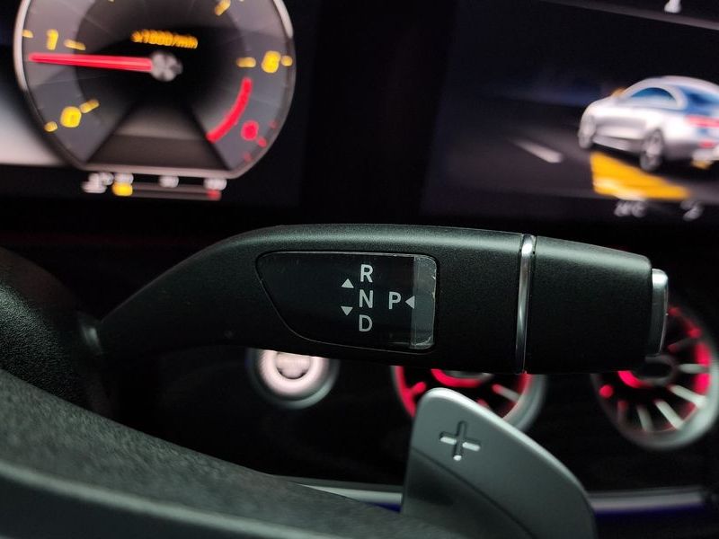 2020 Mercedes-Benz E-Class E220d Coupe photo 9
