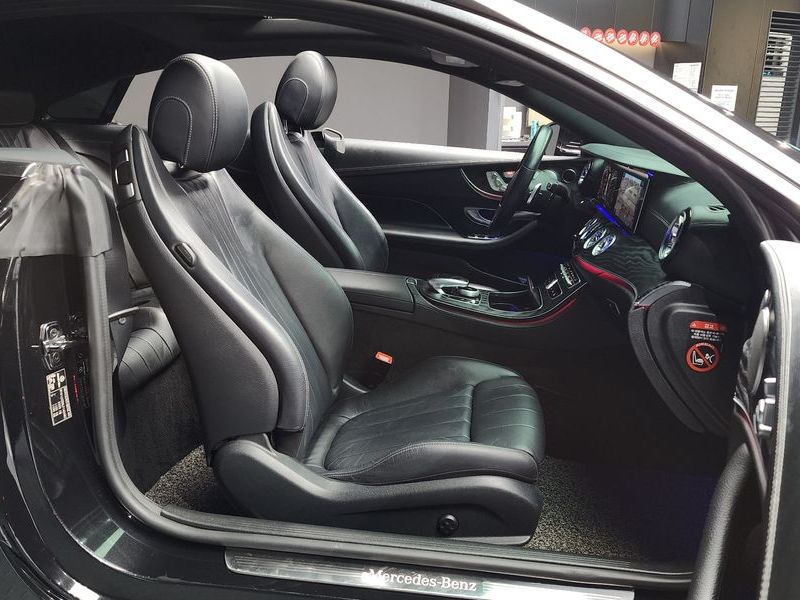 2020 Mercedes-Benz E-Class E220d Coupe photo 11