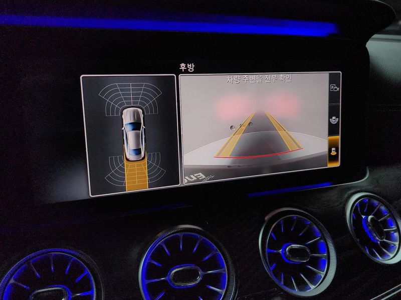2020 Mercedes-Benz E-Class E220d Coupe photo 16