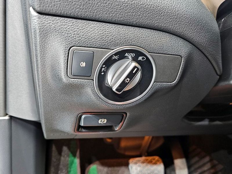 2018 Mercedes-Benz A-Class GLA220 photo 17