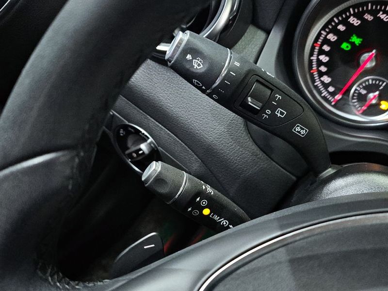 2018 Mercedes-Benz A-Class GLA220 photo 18