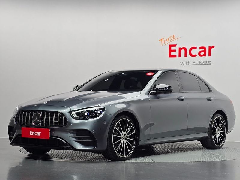 2023 Mercedes-Benz E-Class E350 4MATIC AMG Line photo 1