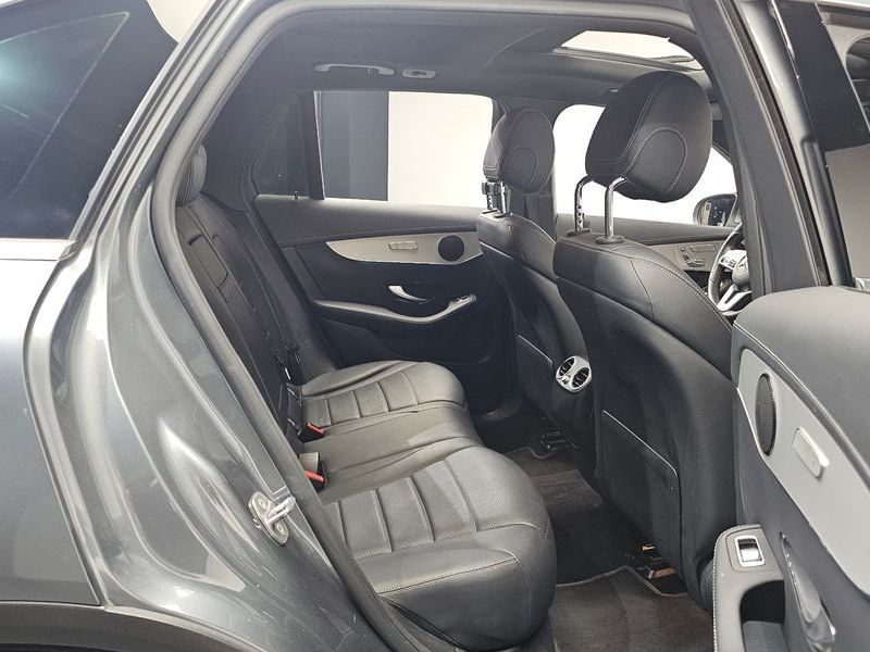 2021 Mercedes-Benz C-Class GLC220 d 4MATIC photo 12