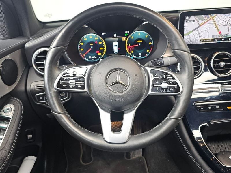 2021 Mercedes-Benz C-Class GLC220 d 4MATIC photo 13