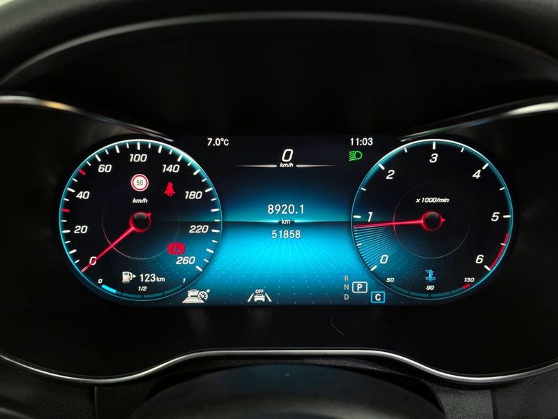 2021 Mercedes-Benz C-Class C220 d 4MATIC photo 8