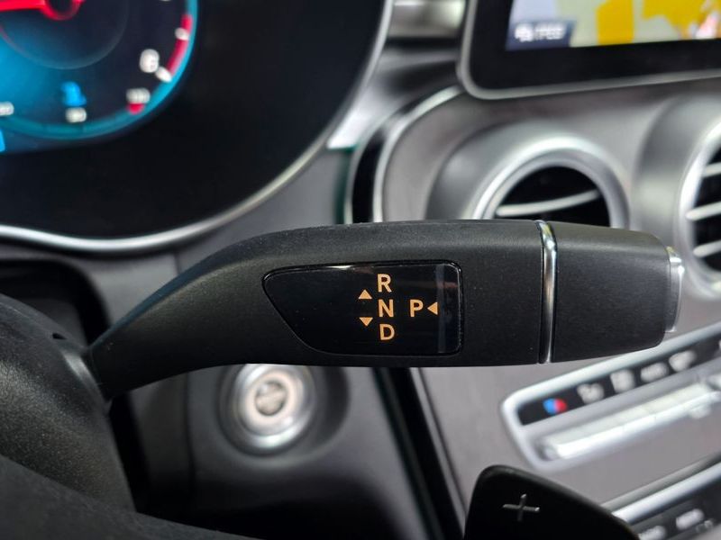 2021 Mercedes-Benz C-Class C220 d 4MATIC photo 9