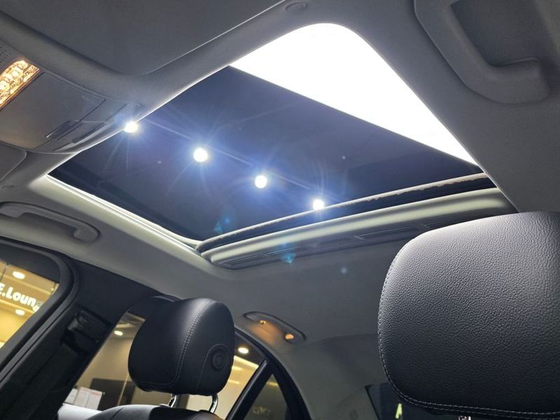 2021 Mercedes-Benz C-Class C220 d 4MATIC photo 18