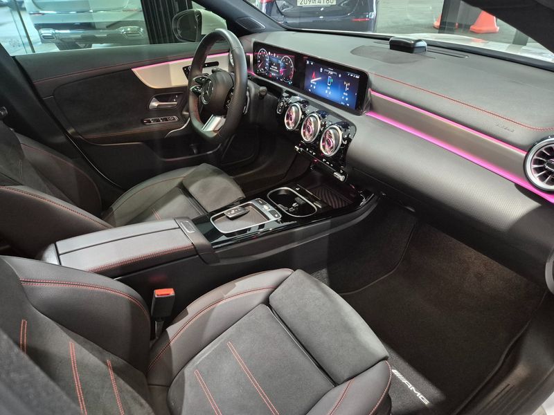 2026 Mercedes-Benz A-Class CLA250 4MATIC photo 17