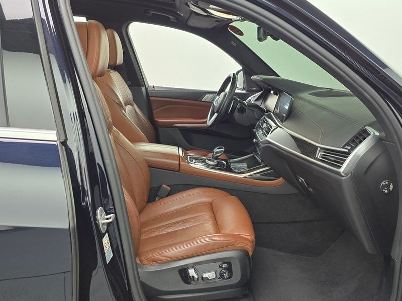 2021 BMW X7 xDrive 40i M Sport 6STR photo 11