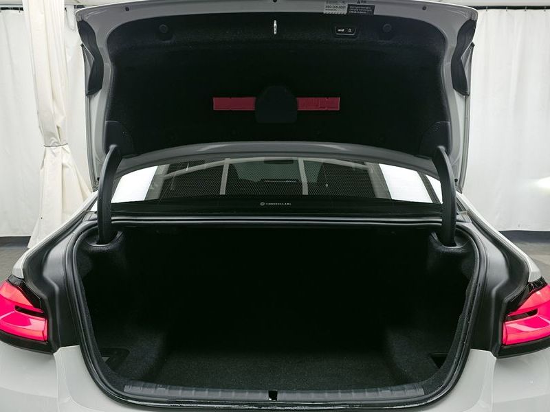 2023 BMW 5 Series 530i Luxury photo 20