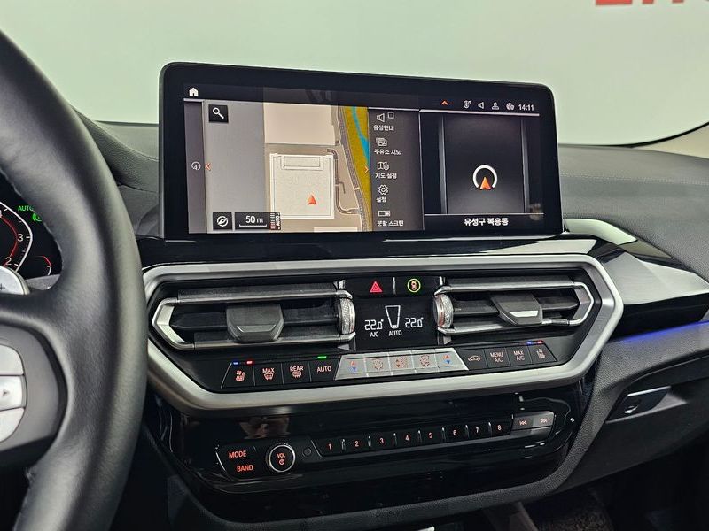 2022 BMW X4 xDrive20i xLine photo 17