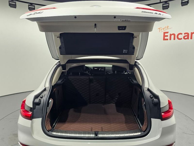 2022 BMW X4 xDrive20i xLine photo 20