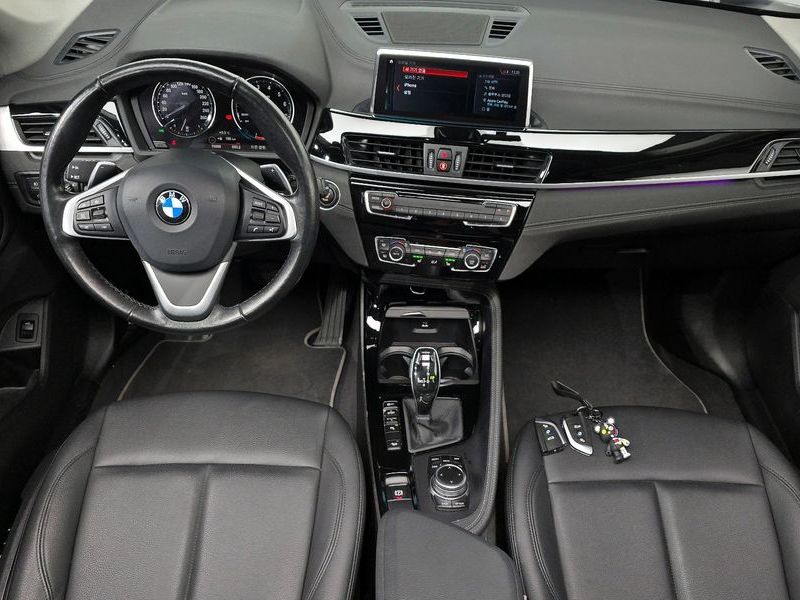 2022 BMW X1 xDrive 20i xLine photo 7
