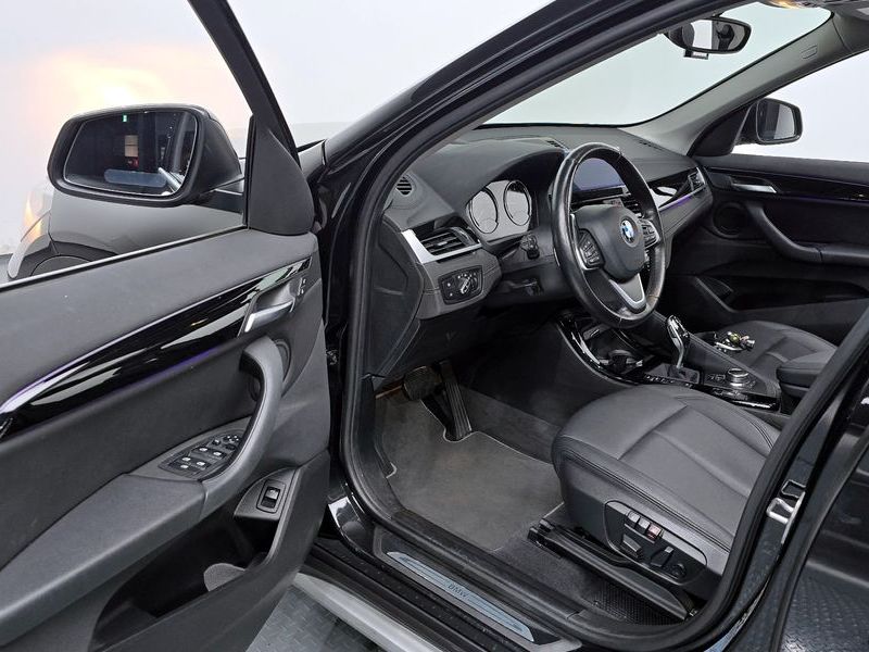 2022 BMW X1 xDrive 20i xLine photo 10