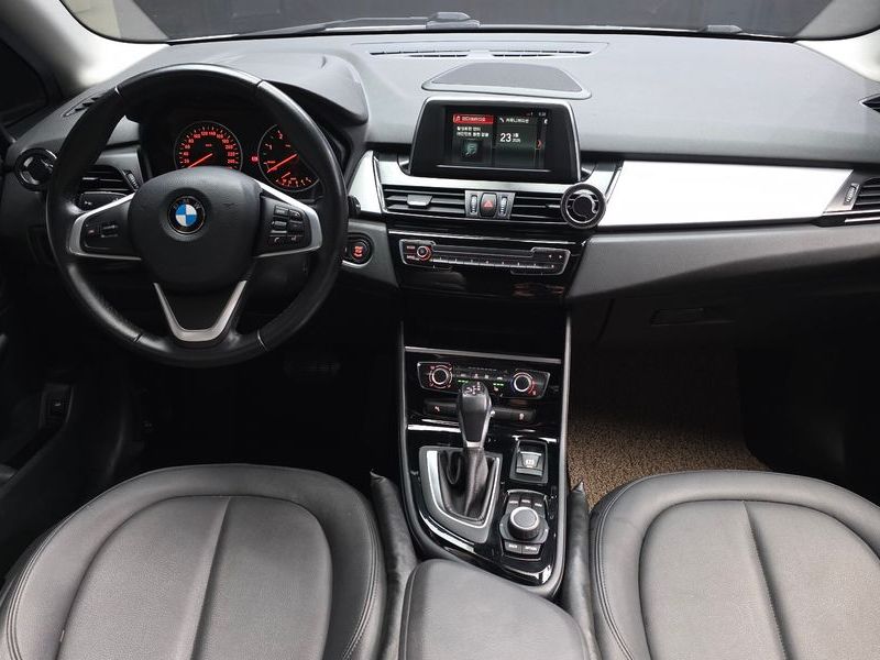 2018 BMW 2 Series Joy photo 7