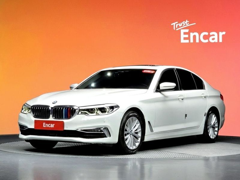 2020 BMW 5 Series 520d xDrive Luxury Plus photo 1