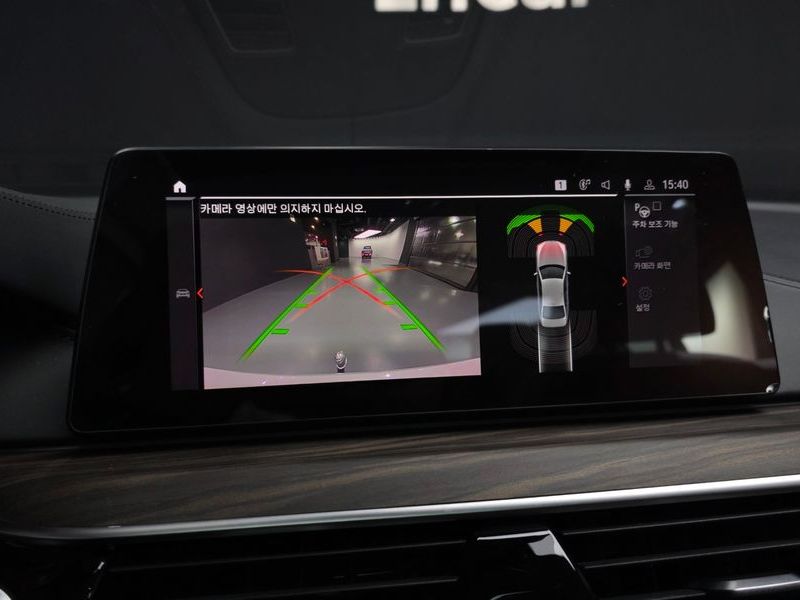 2020 BMW 5 Series 520d xDrive Luxury Plus photo 15