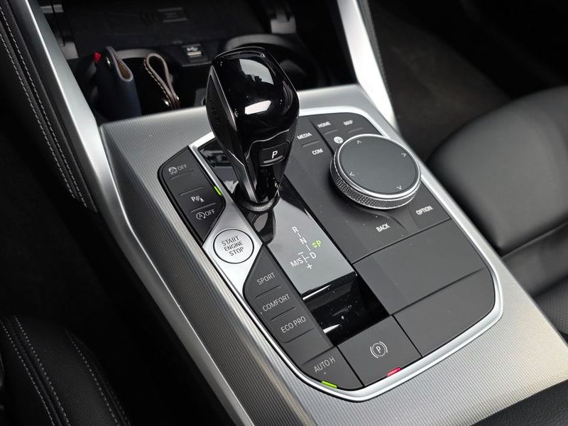 2023 BMW 4 Series 420i M Sport Performance Coupe photo 9