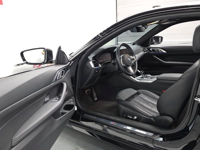 2023 BMW 4 Series 420i M Sport Performance Coupe photo 10