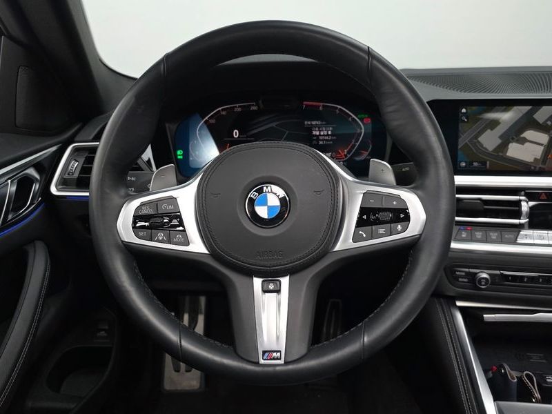 2023 BMW 4 Series 420i M Sport Performance Coupe photo 13