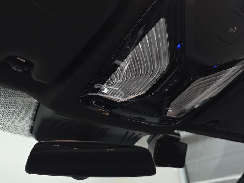 2023 BMW 4 Series 420i M Sport Performance Coupe photo 19