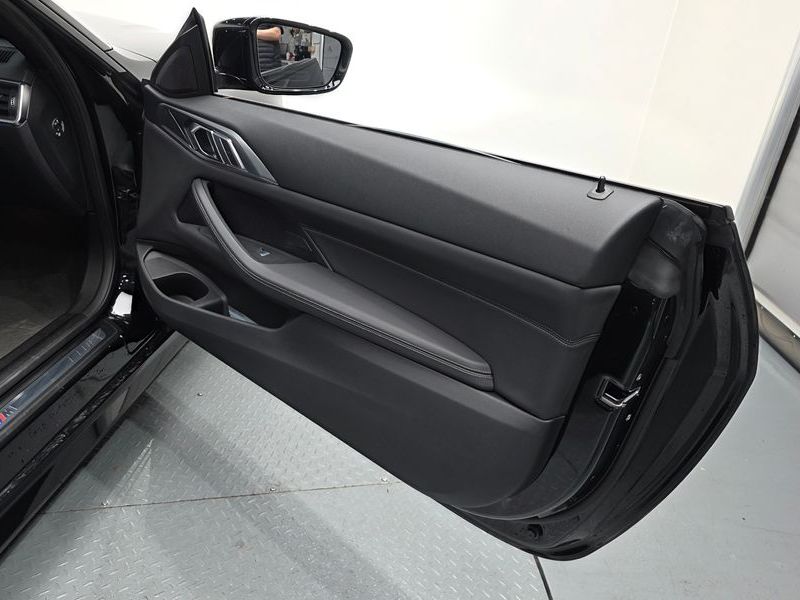 2023 BMW 4 Series 420i M Sport Performance Coupe photo 24