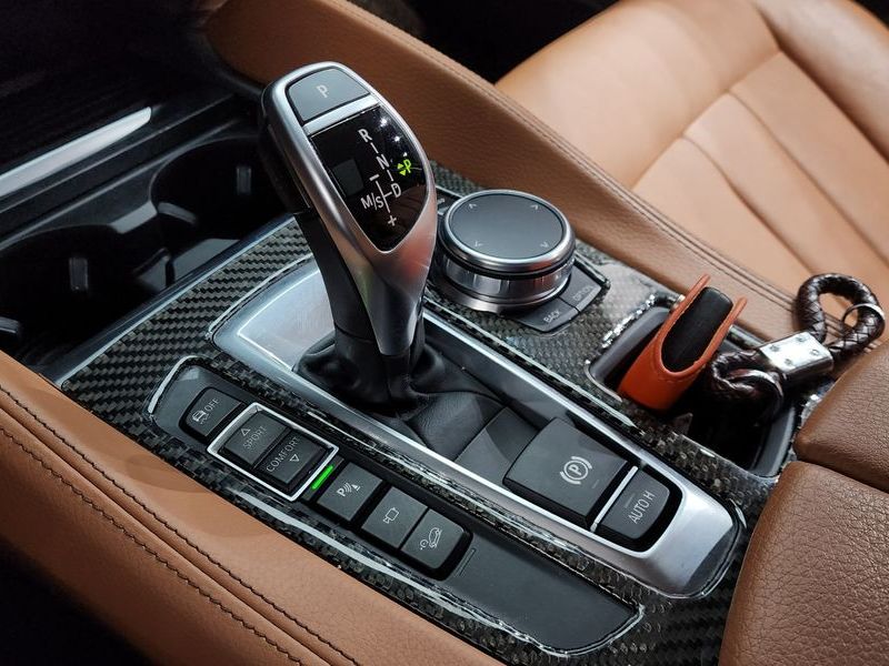 2018 BMW X6 xDrive 30d photo 9