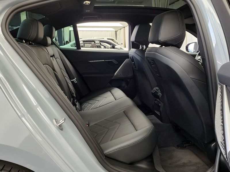 2025 BMW 5 Series 520i M Sport photo 12