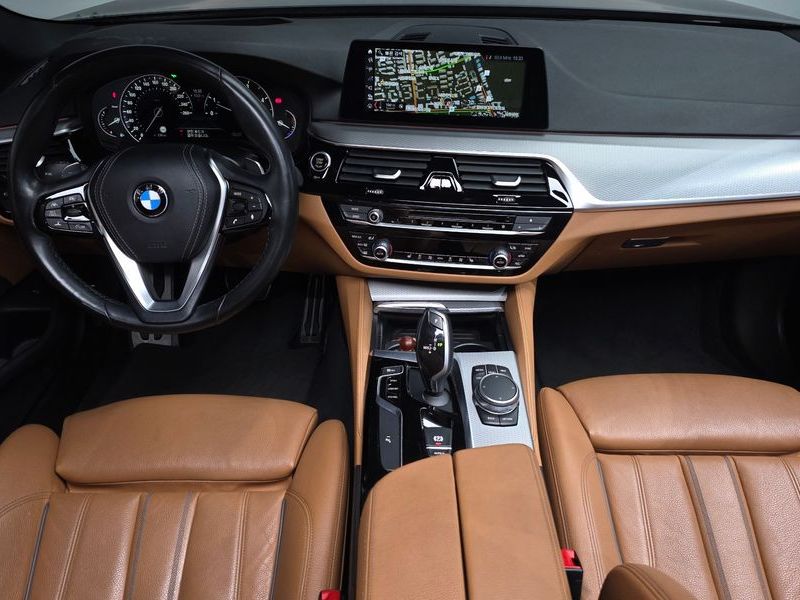 2018 BMW 5 Series 520d M Sport Special Edition photo 7
