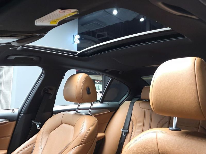 2018 BMW 5 Series 520d M Sport Special Edition photo 18