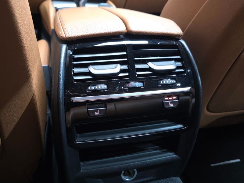 2018 BMW 5 Series 520d M Sport Special Edition photo 19