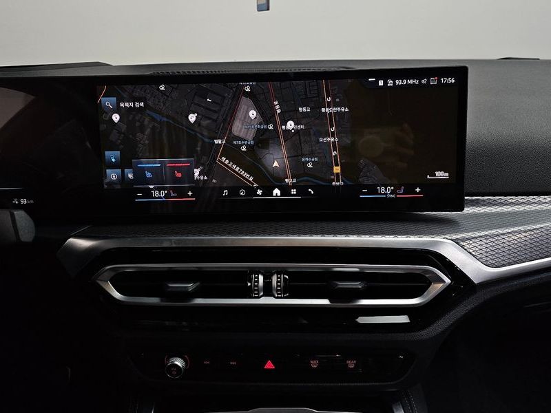 2024 BMW i4 eDrive40 M Sports Pro photo 13