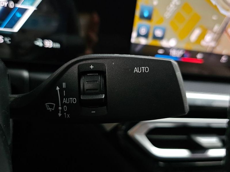 2024 BMW i4 eDrive40 M Sports Pro photo 29