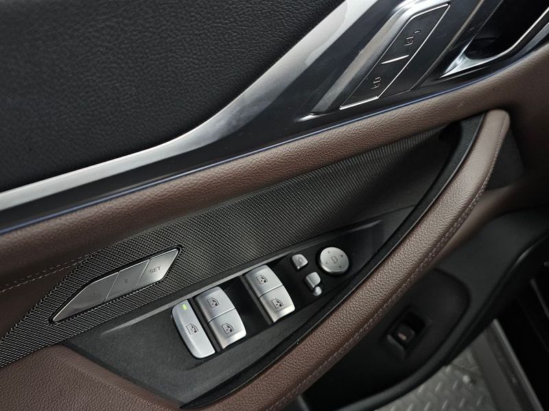 2024 BMW i4 eDrive40 M Sports Pro photo 30