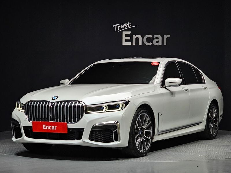 2022 BMW 7 Series 730d xDrive M Sport photo 1