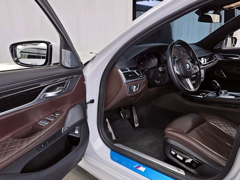 2022 BMW 7 Series 730d xDrive M Sport photo 10