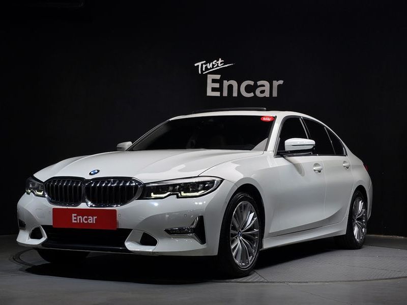 2019 BMW 3 Series 320d xDrive Luxury photo 1