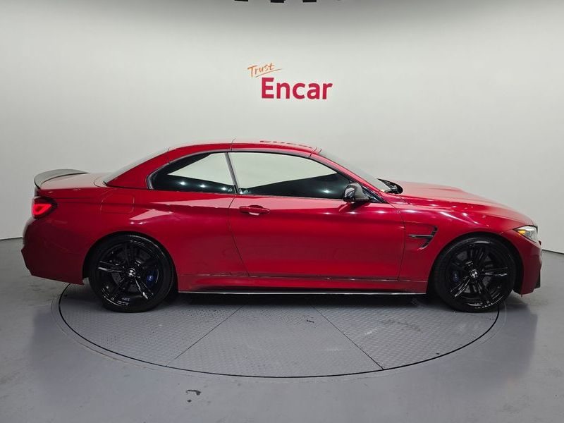 2017 BMW M4 Convertible Paintwork Edition photo 20
