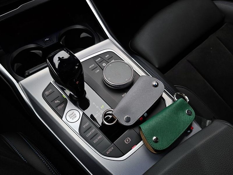2022 BMW 3 Series 320i M Sport photo 9