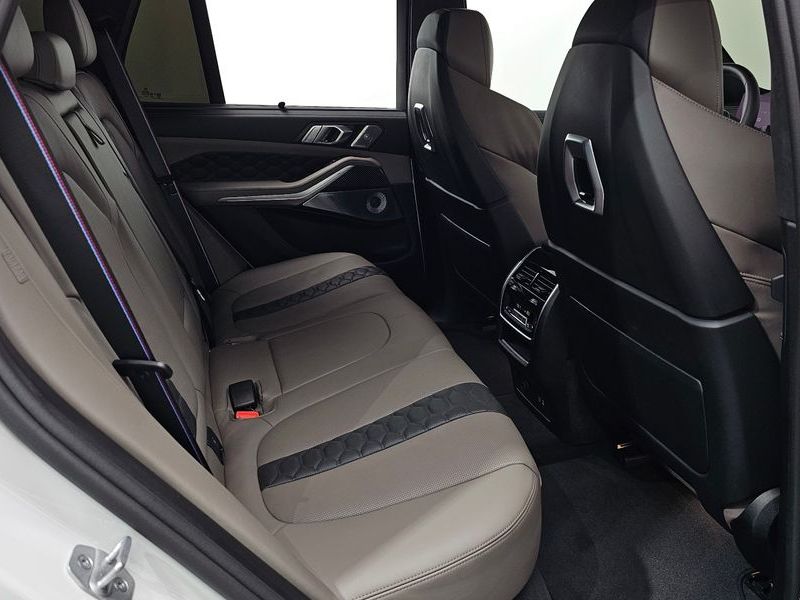 2025 BMW X5 4.4 Competition photo 12