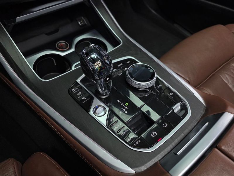 2021 BMW X7 xDrive 40d Design Pure Excellence 7-Seater photo 9