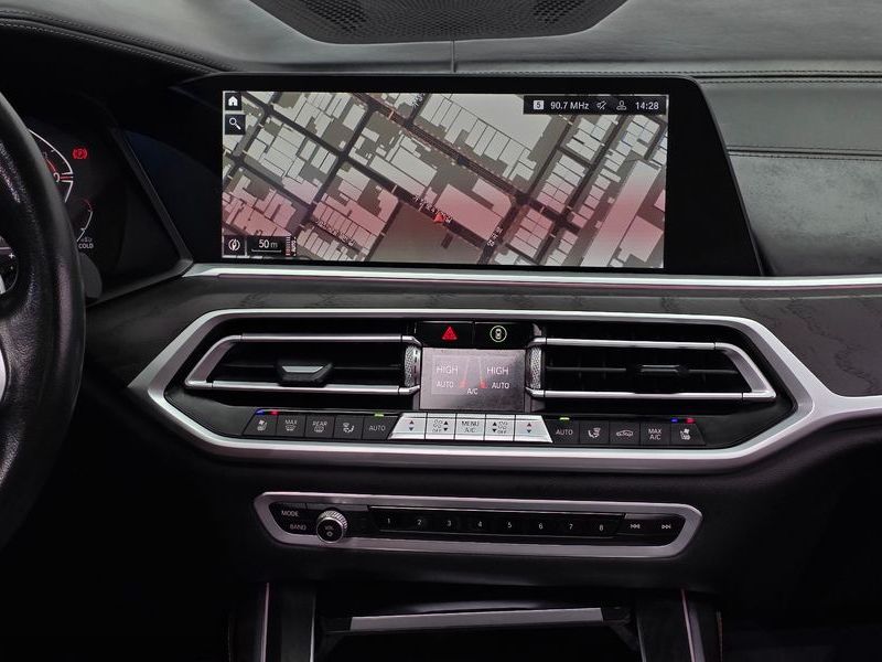 2021 BMW X7 xDrive 40d Design Pure Excellence 7-Seater photo 15