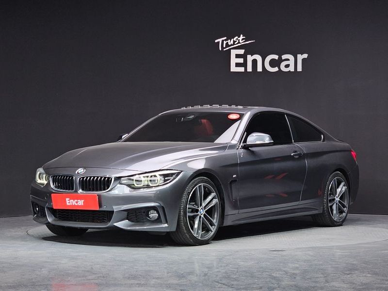 2018 BMW 4 Series 420i M Sport Coupe photo 1