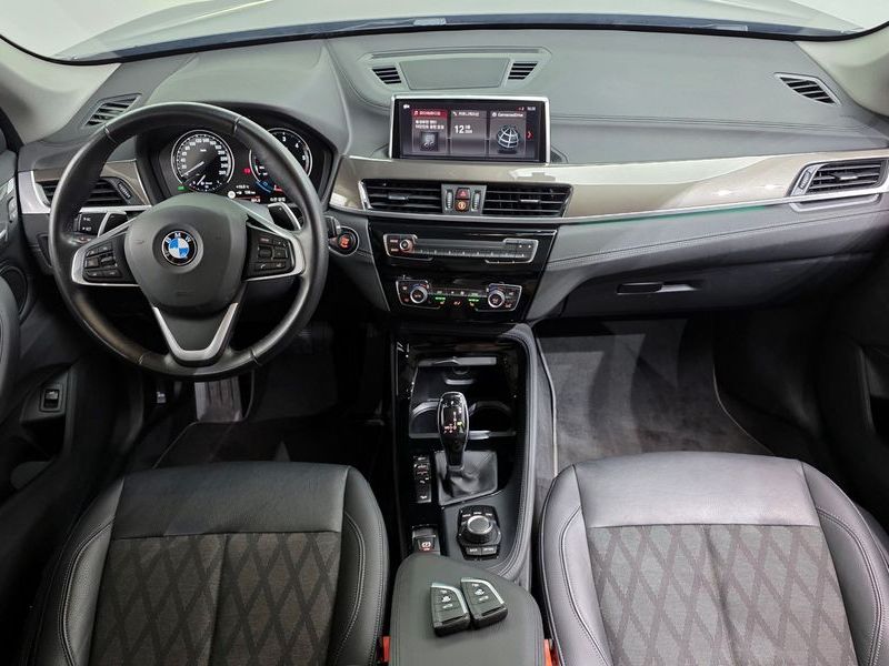2021 BMW X1 xDrive 18d xLine photo 7