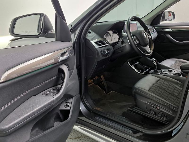 2021 BMW X1 xDrive 18d xLine photo 10